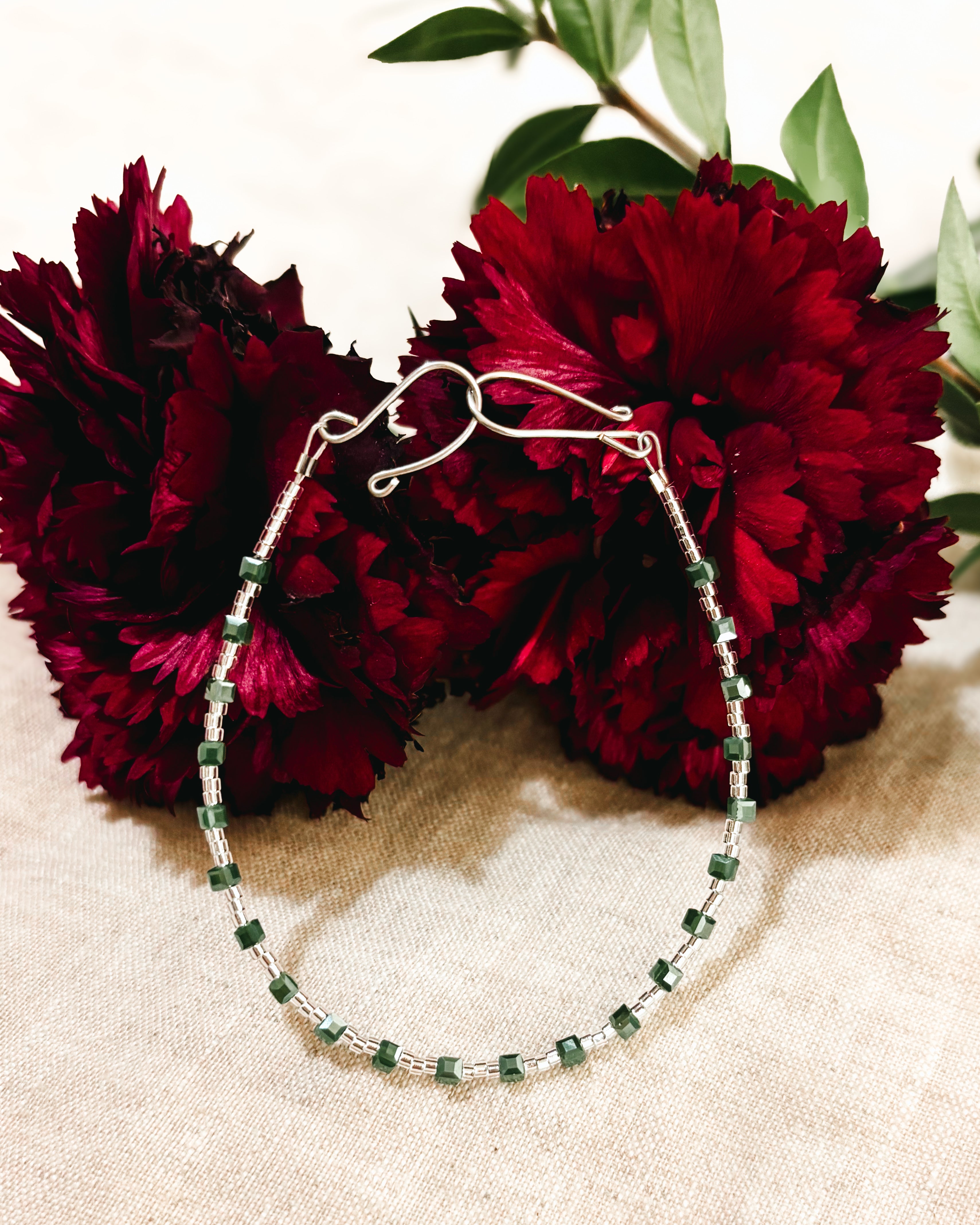 Delicate Beaded Bracelet - White and Green